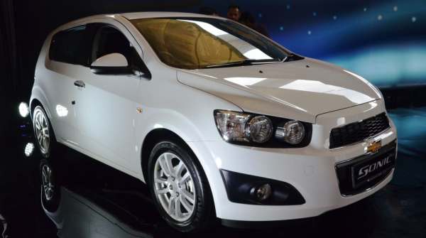 Harga Chevrolet Aveo 2014, Spesifikasi Dan Review Lengkap
