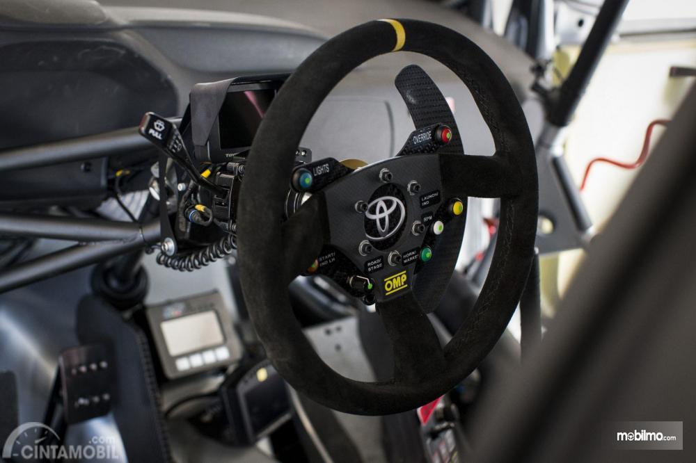 Gambar bagian setir mobil Toyota Yaris WRC 2018