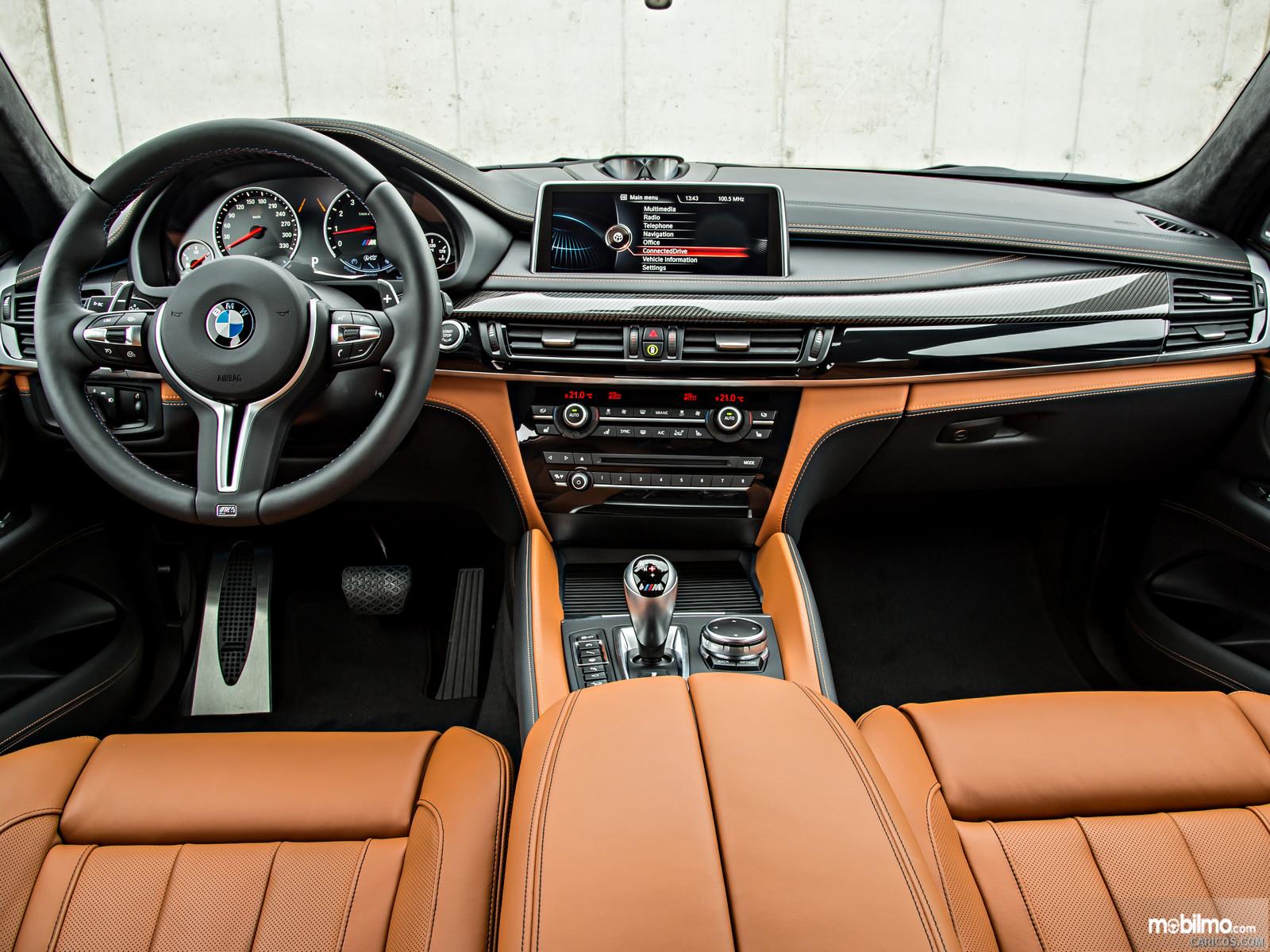 Foto kabin BMW X6 M 2018, penuh dengan kemewahan
