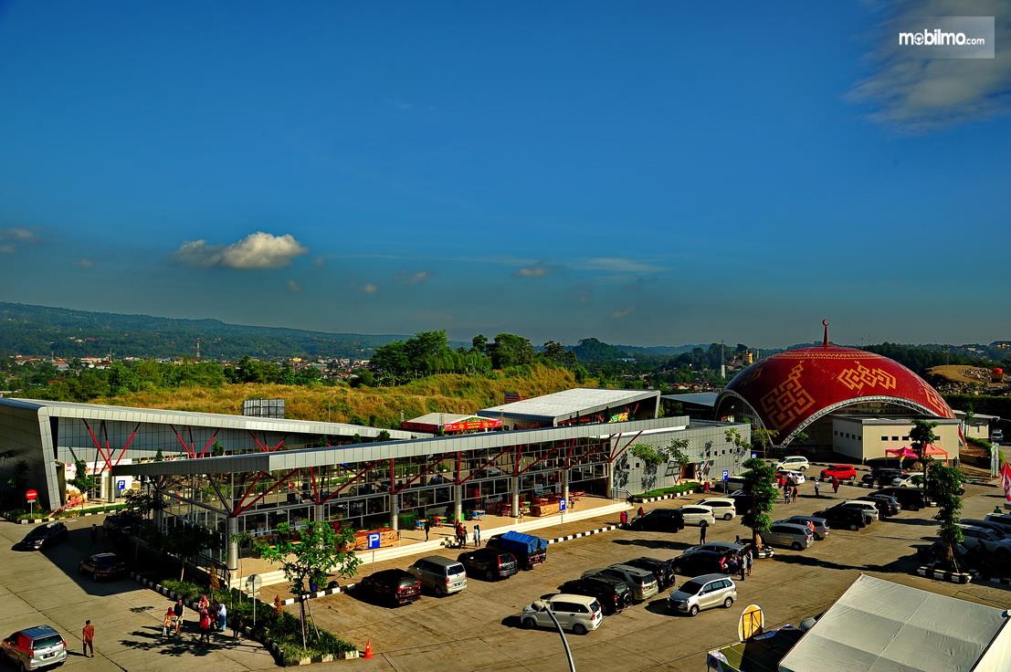 Gambar Rest Area Jalan Tol Ungaran Jawa Tengah diambil dari udara