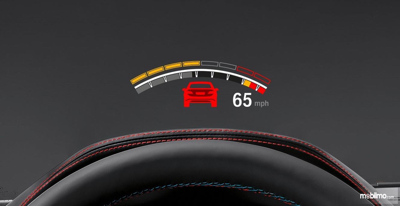 Gambar pemantau kecepatan BMW M4 Coupé