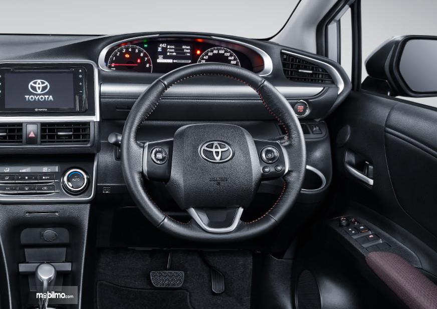 Foto Setir Toyota Sienta Q CVT Facelift 2019