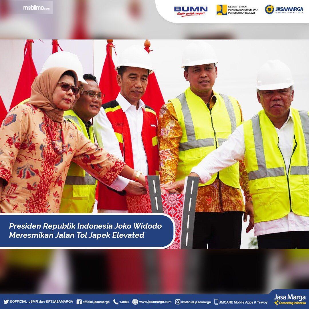 Foto Presiden Joko Widodo meresmikan Jalan Tol Jakarta-Cikampek II Elevated