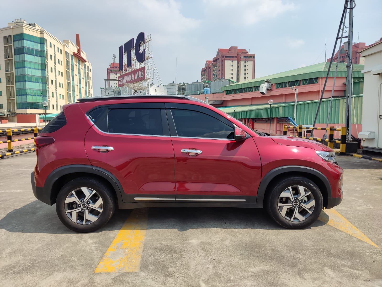 2021 Kia Premiere iVT di DKI Jakarta ID414754