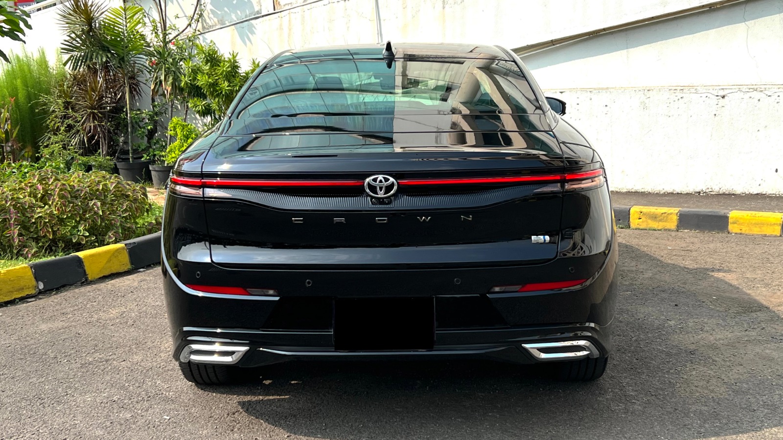 2023 Toyota Crown Royal Saloon Full di DKI Jakarta ID432236