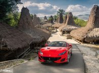 Jalan-Jalan Ke Pulan Sumba, Ferrari Portofino Jadi Objek Fotografi Eksotis Jalan-Jalan Ke Pulan Sumba, Ferrari Portofino Jadi Objek Fotografi Eksotis