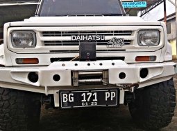 1991 Daihatsu Taft F70 GT Putih - Jual mobil bekas di Sumatra Selatan
