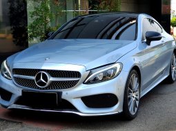 2016 Mercedes-Benz C-Class C 300 Coupe AMG Line Abu-abu - Jual mobil bekas di Jawa Barat