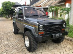 1992 Daihatsu Taft Rocky Abu-abu - Jual mobil bekas di Banten