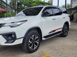2019 Toyota Fortuner 2.4 TRD AT Putih mutiara - Jual mobil bekas di Jawa Barat