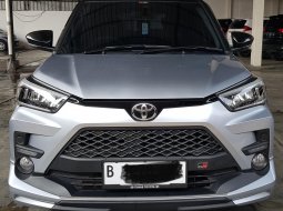 2022 Toyota Raize 1.0T GR Sport CVT (Two Tone) Silver - Jual mobil bekas di Jawa Barat