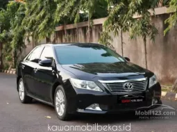 2012 Toyota Camry V Sedan