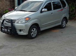 2005 Daihatsu Xenia Li Silver - Jual mobil bekas di Riau