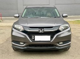2017 Honda HR-V E CVT Abu-abu - Jual mobil bekas di DKI Jakarta