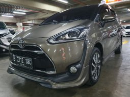 2017 Toyota Sienta Q Golden - Jual mobil bekas di DKI Jakarta