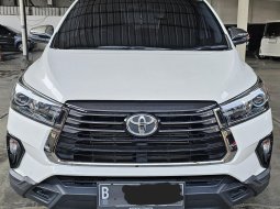 2022 Toyota Venturer Putih - Jual mobil bekas di Jawa Barat