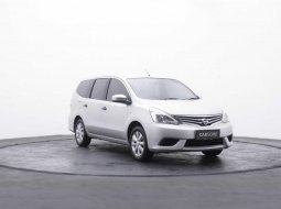 2015 Nissan Grand Livina SV Silver - Jual mobil bekas di Jawa Barat