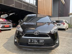2018 Toyota Sienta V CVT Hitam - Jual mobil bekas di Banten