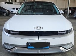 2022 Hyundai Ioniq Signature Putih - Jual mobil bekas di Jawa Barat
