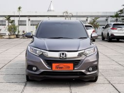 2018 Honda HR-V E CVT Abu-abu - Jual mobil bekas di DKI Jakarta