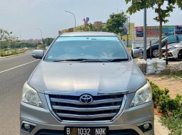 2015 Toyota Kijang Innova V A/T Gasoline Silver - Jual mobil bekas di Jawa Barat