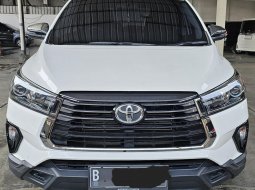 2022 Toyota Venturer Putih - Jual mobil bekas di Jawa Barat