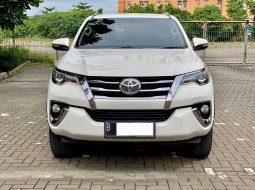 2016 Toyota Fortuner 2.4 VRZ AT Putih - Jual mobil bekas di DKI Jakarta