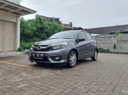 2021 Honda Brio E CVT Abu-abu - Jual mobil bekas di Jawa Barat