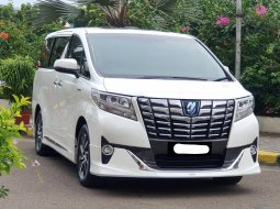 2017 Toyota Alphard HV Putih - Jual mobil bekas di DKI Jakarta