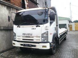 2014 Isuzu Giga Series 5.2 Manual Putih - Jual mobil bekas di DKI Jakarta
