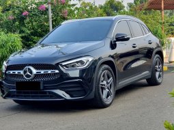 2021 Mercedes-Benz GLA 200 AMG Line Hitam - Jual mobil bekas di DKI Jakarta