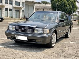 1992 Toyota Crown Super Saloon Abu-abu - Jual mobil bekas di DKI Jakarta