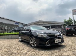 2017 Toyota Camry 2.5 V Hitam - Jual mobil bekas di DKI Jakarta