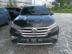 2019 Daihatsu Terios R A/T Hitam - Jual mobil bekas di Banten