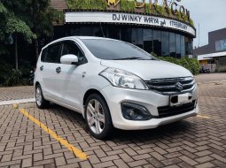 2015 Suzuki Ertiga GL AT Putih - Jual mobil bekas di Banten
