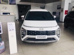 2023 Hyundai STARGAZER active Putih - Jual mobil bekas di Banten