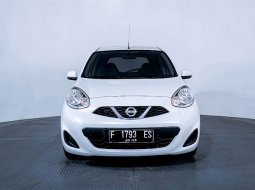 2015 Nissan March 1.5L AT Putih - Jual mobil bekas di Banten
