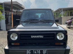 1994 Daihatsu Taft Rocky Hitam - Jual mobil bekas di Sumatra Selatan