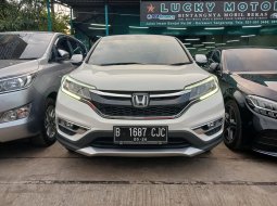 2016 Honda CR-V 2.4 i-VTEC Putih - Jual mobil bekas di Banten