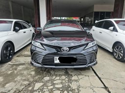 2023 Toyota Camry 2.5 V Hitam - Jual mobil bekas di Jawa Barat
