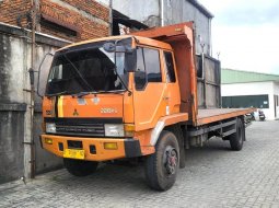 2016 Mitsubishi Fuso Trucks Orange - Jual mobil bekas di DKI Jakarta