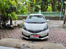 2012 Honda Jazz 1.5 NA Putih - Jual mobil bekas di Jawa Tengah