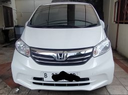 2013 Honda Freed E Putih - Jual mobil bekas di Banten