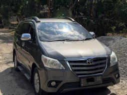 2013 Toyota Kijang Innova G Beige - Jual mobil bekas di Jawa Timur