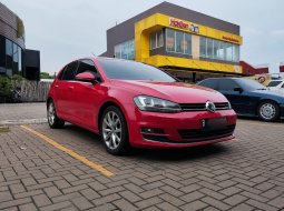2014 Volkswagen Golf TSI Merah - Jual mobil bekas di Banten