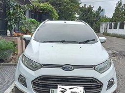 2014 Ford EcoSport Titanium Putih - Jual mobil bekas di DKI Jakarta