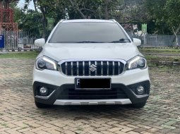 2018 Suzuki SX4 S-Cross AT Putih - Jual mobil bekas di DKI Jakarta