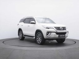 2018 Toyota Fortuner VRZ Putih - Jual mobil bekas di Jawa Barat