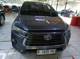 2022 Toyota Kijang Innova G Luxury A/T Gasoline Abu-abu - Jual mobil bekas di DKI Jakarta