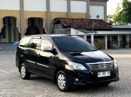 2012 Toyota Kijang Innova G Hitam - Jual mobil bekas di Jawa Timur